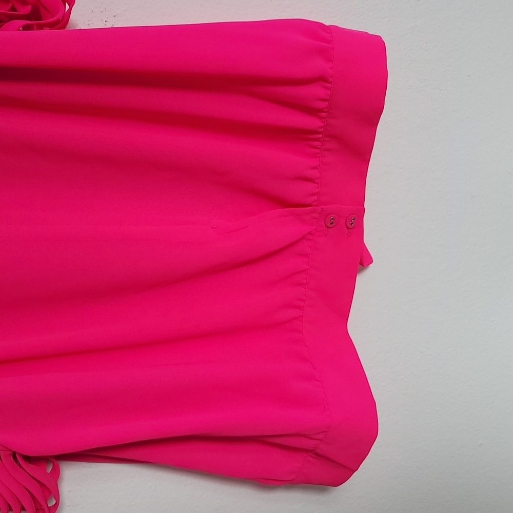 🔥Fuscia blouse - Picture 6 of 6